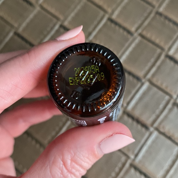 doTERRA Ylang Ylang Essential Oil - 15ml - Picture 2 of 2